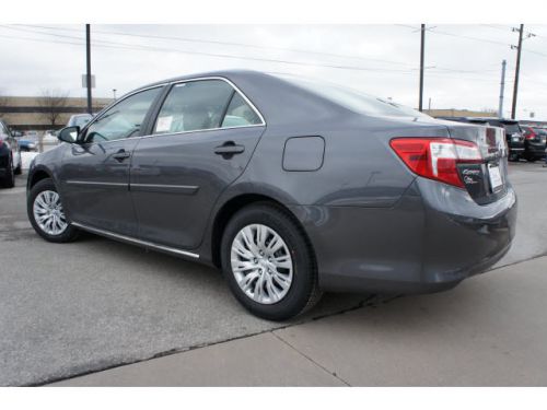 2014 Toyota Camry LE, US $21,396.00, image 8