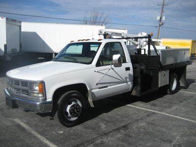 1999 chevy c3500 flatbed truck - liftmoore crane - 50k miles!!