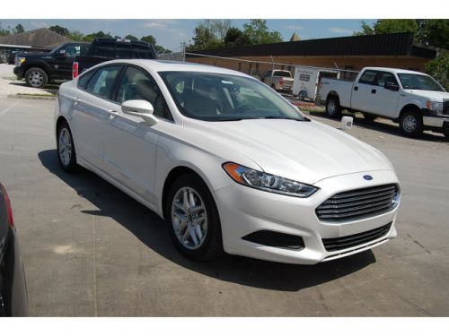 2014 ford fusion se