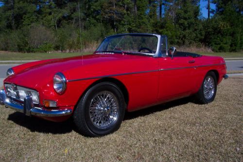 1967 mgb roadster