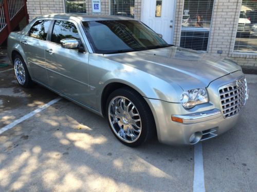 2005 chrysler 300c 48k miles hemi