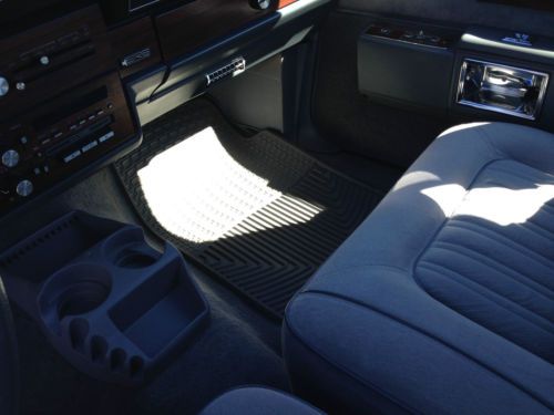 1989 Chevrolet Caprice Classic Sedan 4-Door 5.0L, image 13