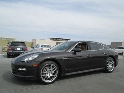 2010 mocha automatic leather sunroof v8 miles:28k sedan