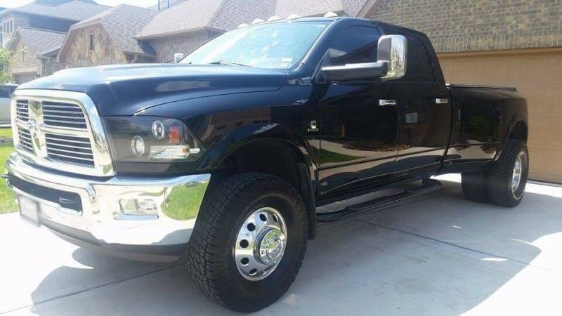 2012 dodge ram 3500 3500 4 door drwdually