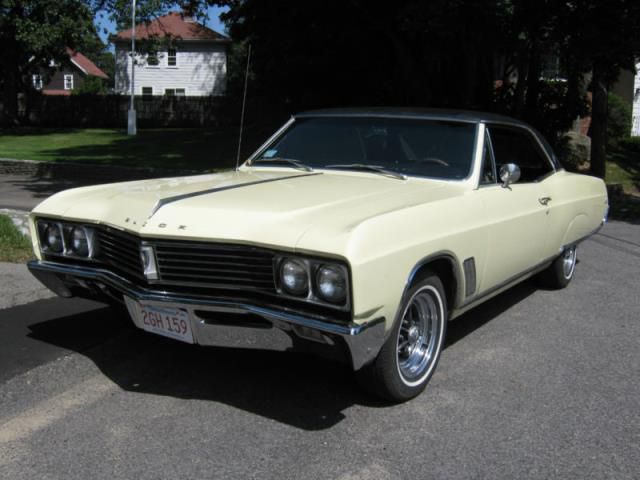 Buick: skylark base hardtop 2-door