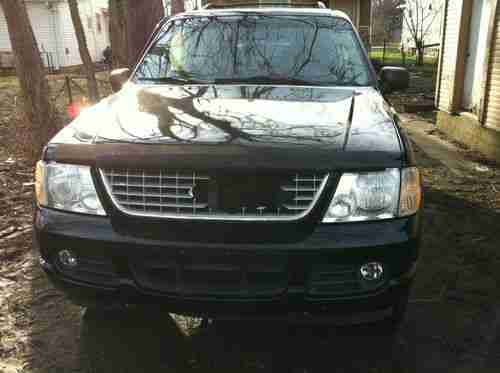2002 Ford Explorer Limited Sport Utility 4-Door 4.6L Wrecked, image 2