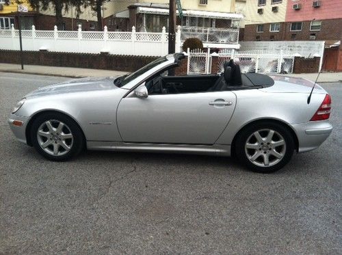 2001 mercedes benz slk 230  kompressor convertible97k cd sharp! no resv!