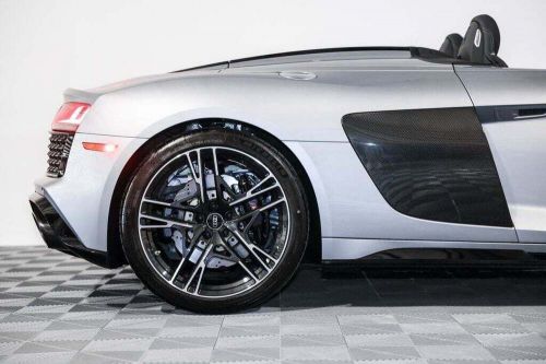 2023 Audi R8 5.2 V10 performance Spyder 2dr Convertible, US $189,990.00, image 9