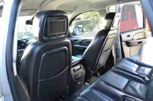 2007 GMC Yukon 4x4 Denali $8,000 DVD Player 3rd Row Seats Leather, image 3