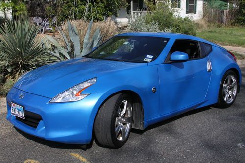 2009 nissan 370z - blue, excellent condition 35,500 miles