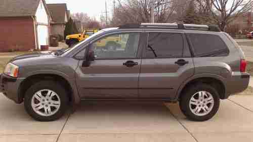 2004 Mitsubishi Endeavor LS Sport Utility 4-Door 3.8L, image 2