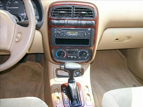 2002 saturn l200 for parts or repair gold 4d sedan