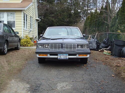 1985 oldsmobile cutlass salon 442 coupe 2-door 5.0l