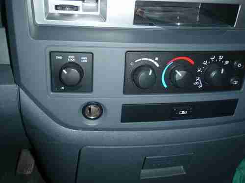 2007 Dodge Ram 1500 SLT Crew Cab Pickup 4-Door 5.7L, US $13,500.00, image 7