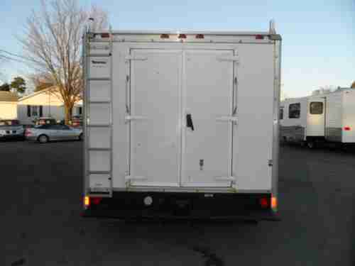 2003 Ford Econoline Commercial Cutaway 7.3 liter diesel  utility body, image 7