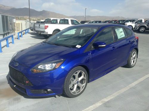 2013 ford focus 5-dr hatchback st