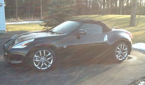 Rare find! extremely low miles, triple black 370z convertible