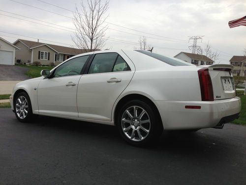 2005 cadillac sts luxury sport sedan 4-door 4.6l