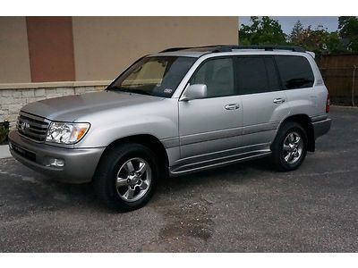 06 toyota landcruiser 4wd air susp nav back up cam rear dvd mroof cd chger!!!!