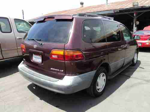 1998 Toyota SIenna, NO RESERVE, image 2