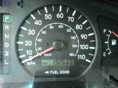 1998 Toyota SIenna, NO RESERVE, image 7