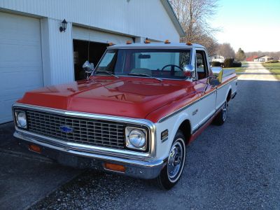 1972 chevrolet cheyenne c-10 pickup truck 2 door red/white 350 v8 only 77k miles