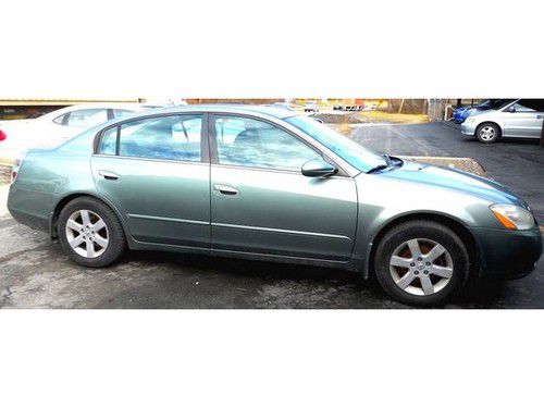 2003 nissan altima s automatic 4-door sedan