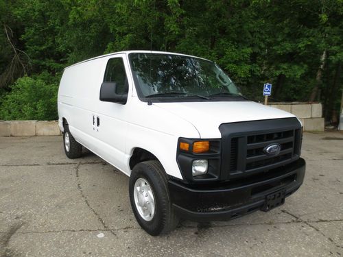 2009 ford e350 cargo service van, tommy lift gate, inspected, runs excellent