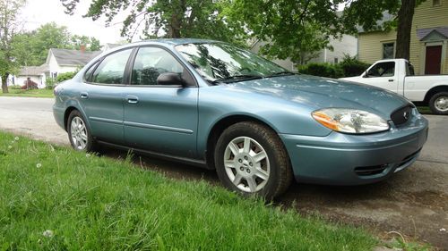 2007 ford taurus se sedan 4-door 3.0l