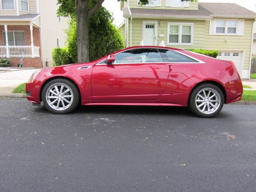 2011 cadillac cts base coupe 2-door 3.6l only 7,000 miles
