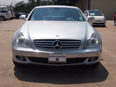 CLS500 5.0L NAV Leather Seats Sunroof Power Seats Very Clean Like new, image 2