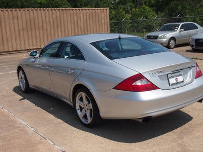 CLS500 5.0L NAV Leather Seats Sunroof Power Seats Very Clean Like new, image 7