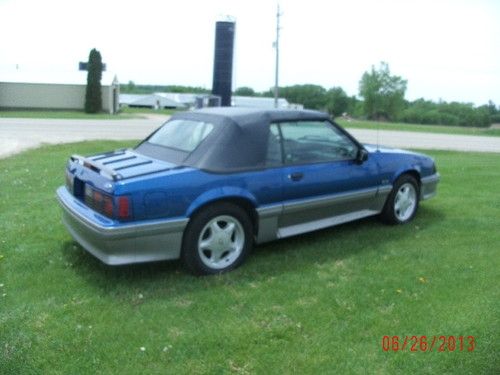 1992 ford mustang gt convertible 2-door 5.0l