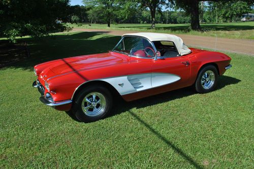 1961 corvette roadster low reserve