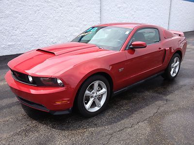 Wow low miles! mustang gt prem. manual 4.6l v8 shifts great side and hood scoops