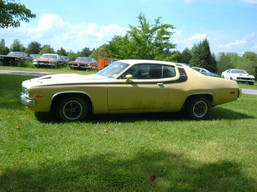 1974 plymouth road runner 360, auto, posi, tons of new parts!