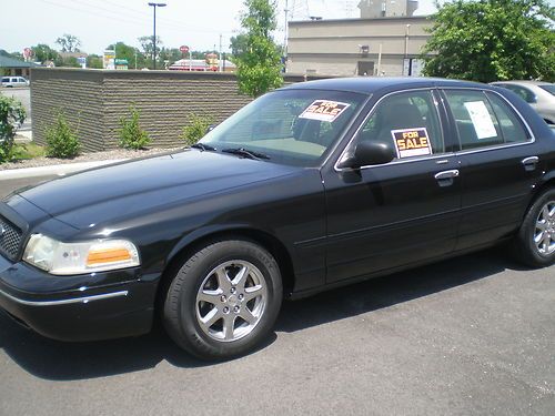 Ford crown victoria '04