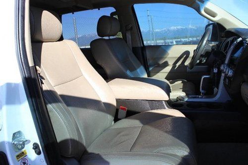 2008 Toyota Sequoia Limited 4WD Damaged Rebuilder RUNS! Loaded Export Welcome!, US $15,900.00, image 6