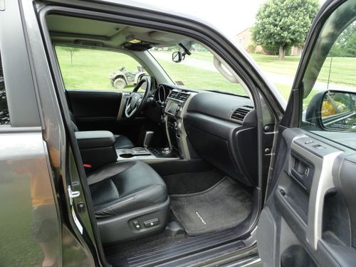 2011 Toyota 4Runner Limited Sport Utility 4-Door 4.0L, image 4