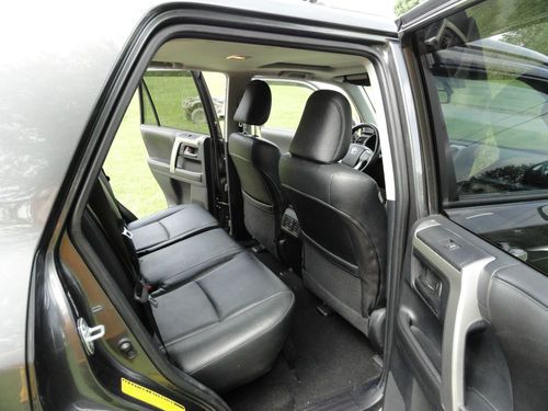 2011 Toyota 4Runner Limited Sport Utility 4-Door 4.0L, image 11