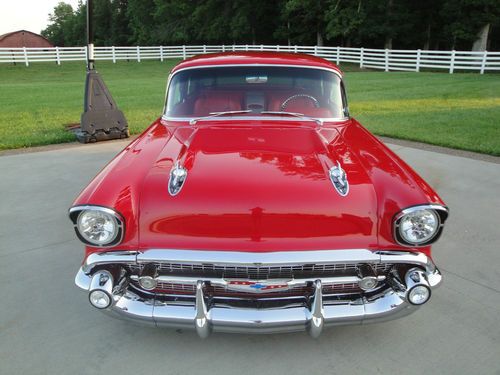 1957 chevy NOMAD WAGON Leather resto-mod hot-rod (all-new) cold air MUST SEE, image 4