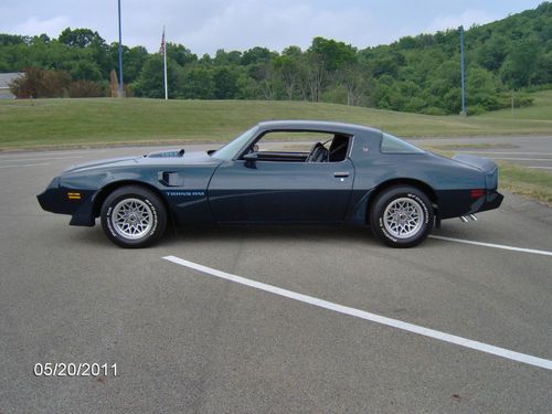 1979 pontiac firebird trans am 400 4-speed