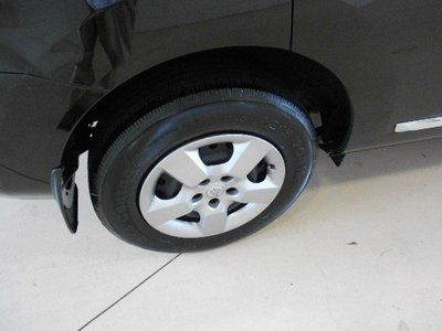 SUV 2.5L CD Front Wheel Drive Tow Hooks Power Steering 4-Wheel Disc Brakes A/C, image 9