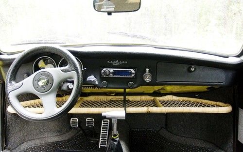 1972 Volkswagen Karmann Ghia, image 13