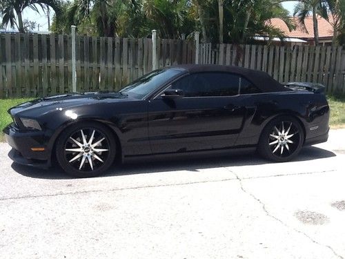 2011 ford mustang gt/cs triple black convertible whipple charged 650hp mint wow