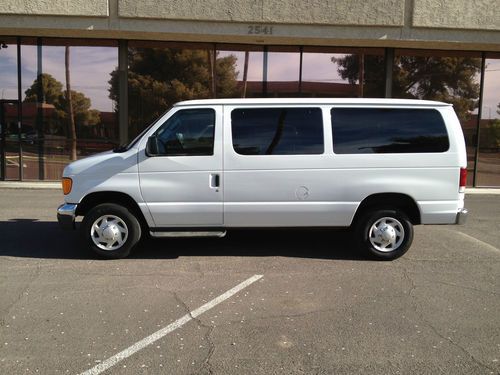 2006 ford e350 10-passenger van **no reserve**