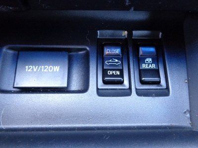 SLE Convertible 3.0L CD Front Wheel Drive Clean carfax ABS Fog Lamps, US $7,895.00, image 16