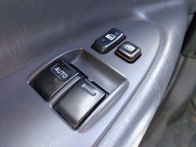 SLE Convertible 3.0L CD Front Wheel Drive Clean carfax ABS Fog Lamps, US $7,895.00, image 20