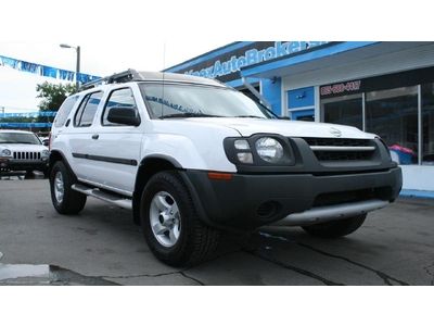 Suv 3.3l cloth ac cd player 4x4 cruise control 84k miles automatic warranty