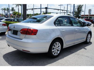 60000 MILE WARRANTY FRESHLY SERVICED NO RESERVE, image 12